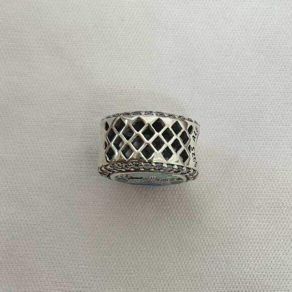 Pandora The Heart of New York City Travel Charm Pendant, S925 Silver Jewelry - Picture 3 of 4